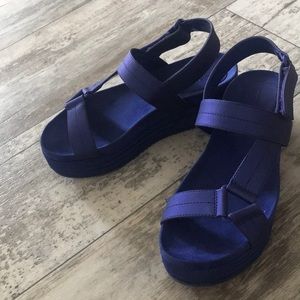 Call it spring flatforms